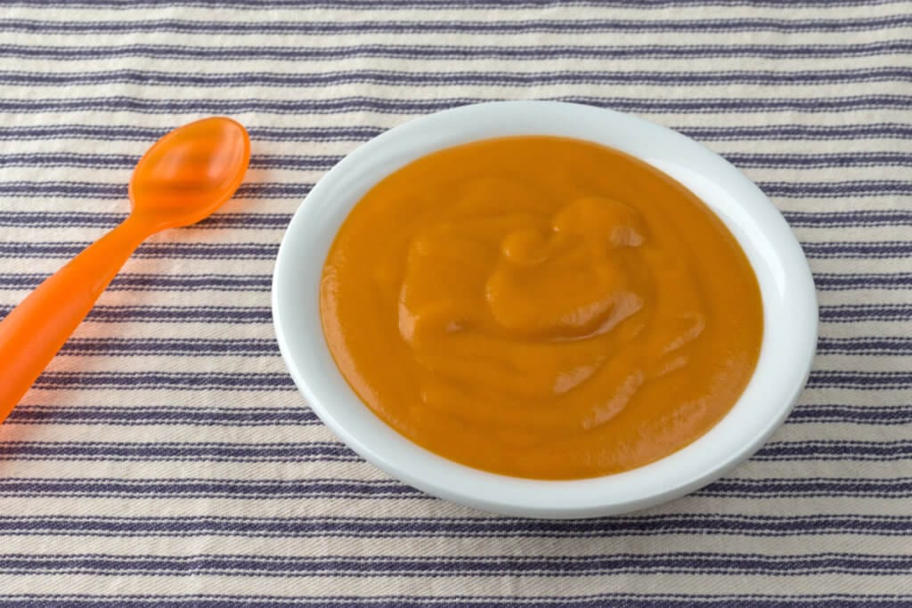 Receta de puré de arroz con pollo y verduras para bebés